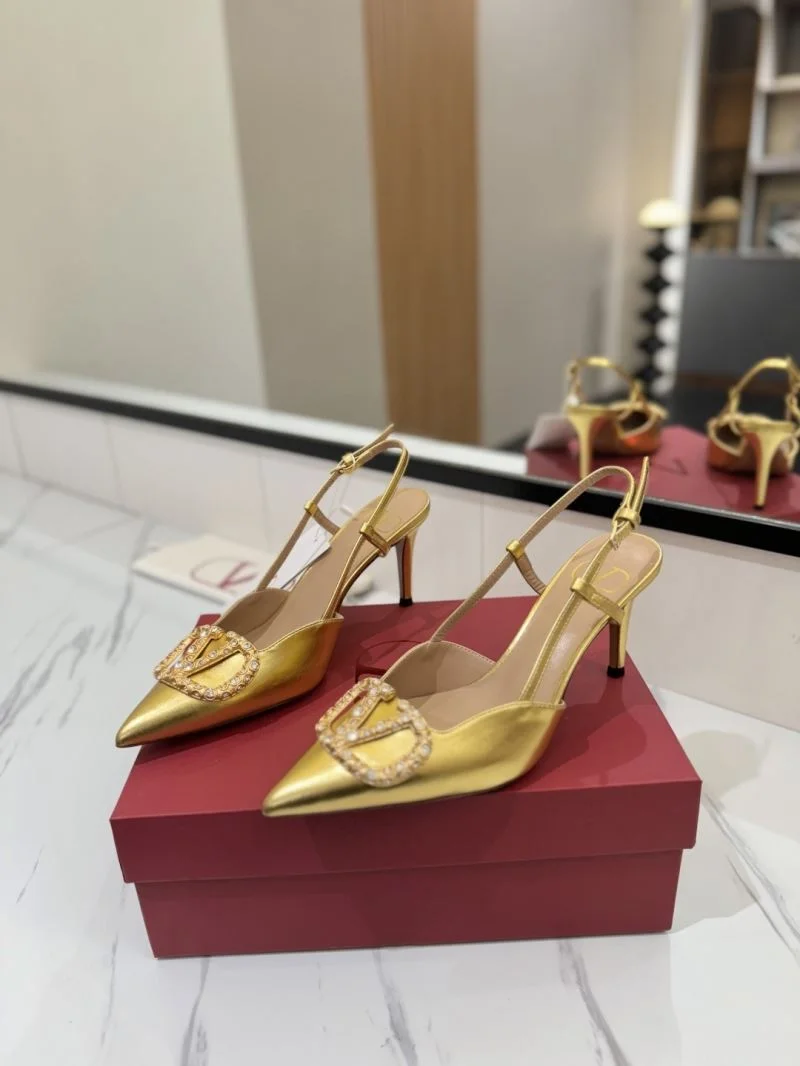 FlexibleFit Valentino Sandals 36678