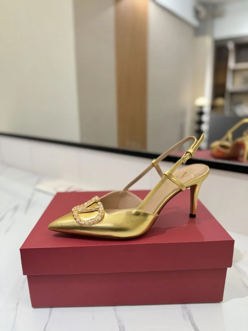 FlexibleFit Valentino Sandals 36678