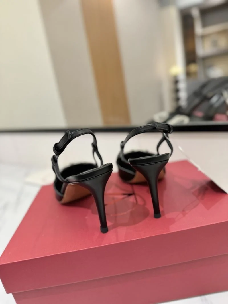 SoftTouch Valentino Sandals 36661