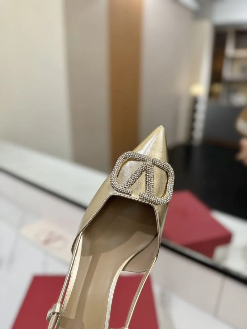 WaterResistant Valentino Sandals 36645