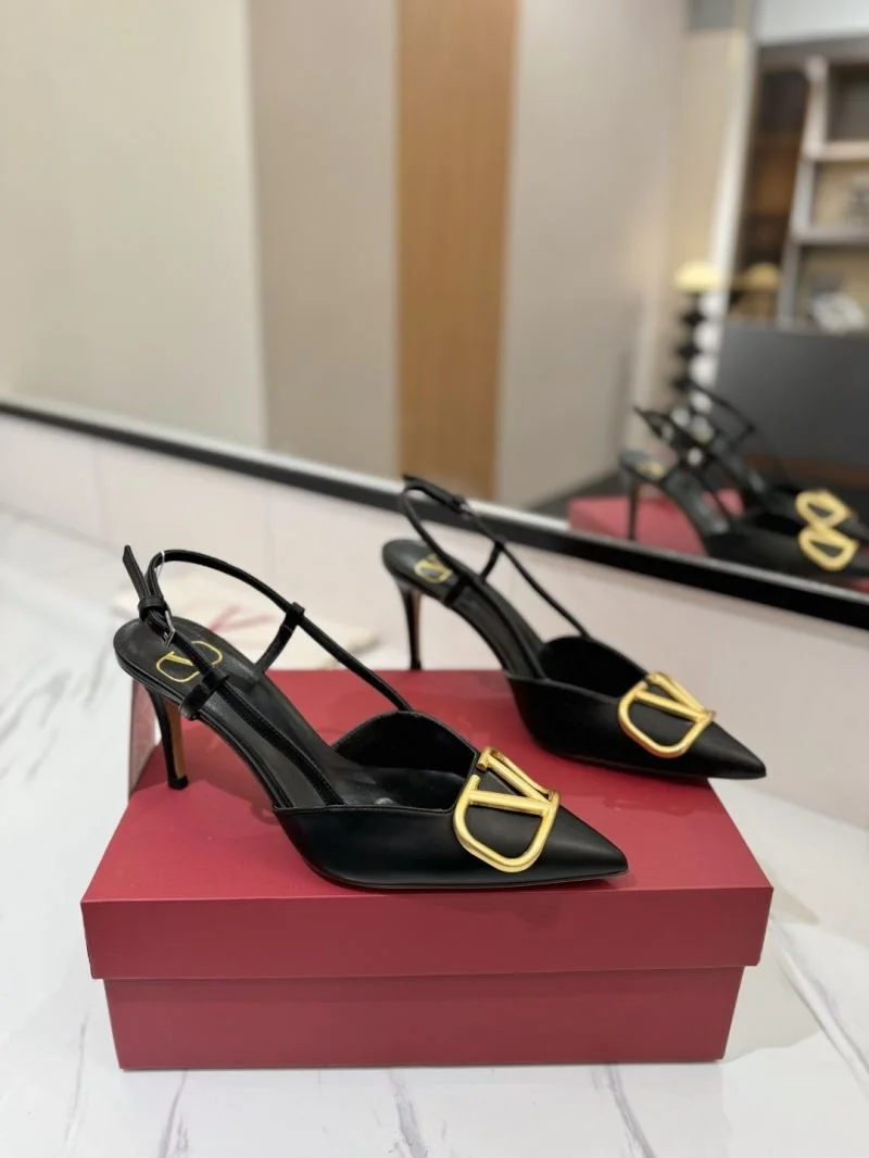 Valentino Sandals Sophisticated 36658