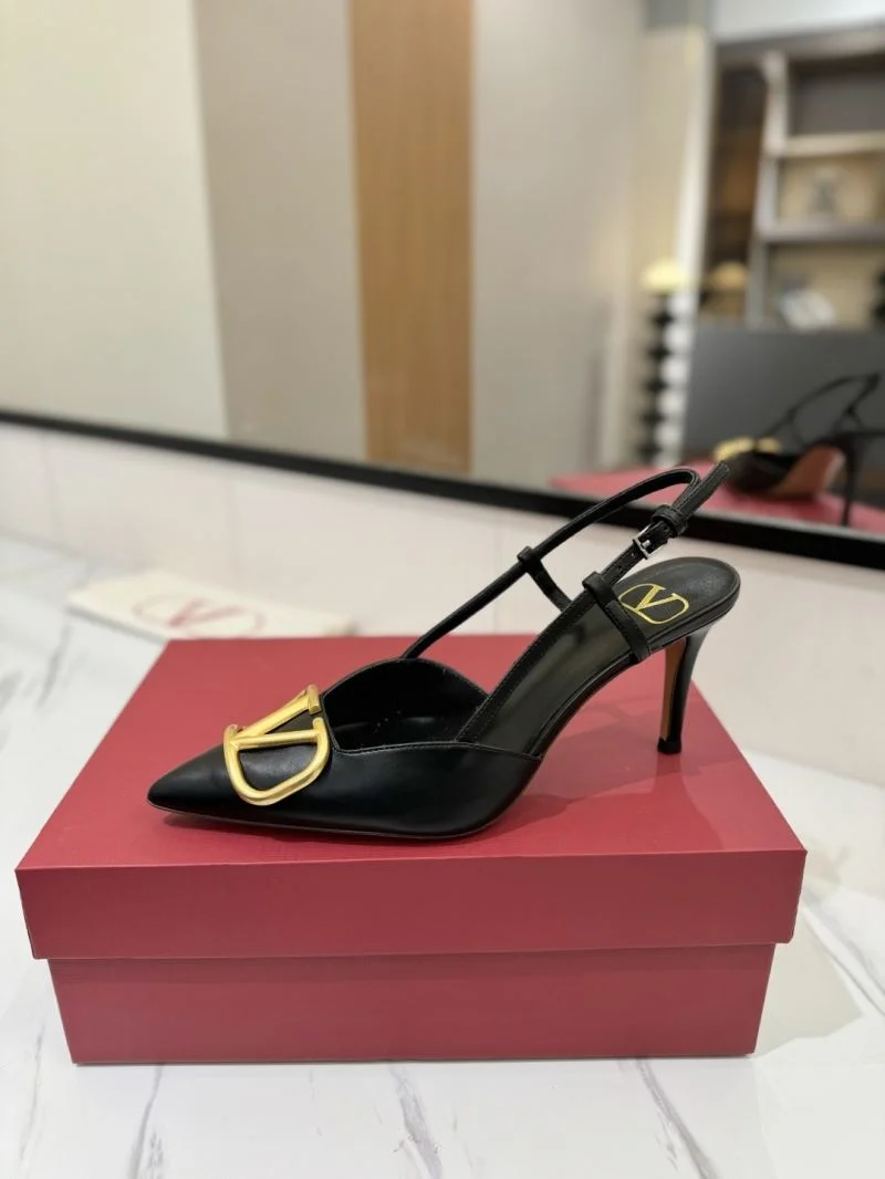 Valentino Sandals Sophisticated 36658