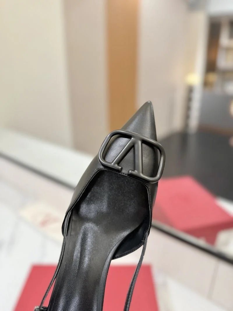 Valentino Sandals HighQuality 36673