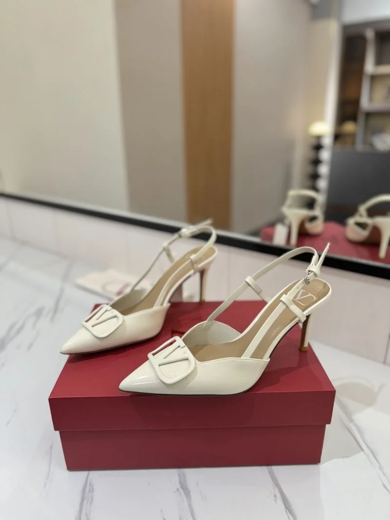 HighPerformance Valentino Sandals 36667