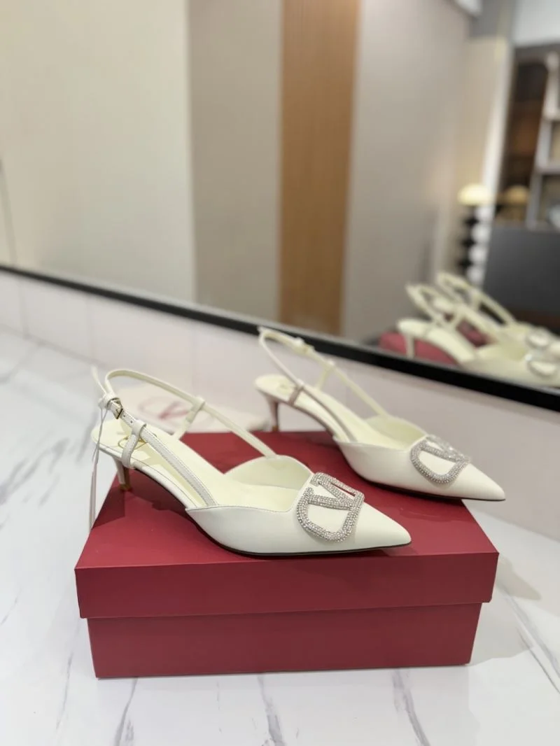 FreshLook Valentino Sandals 36664
