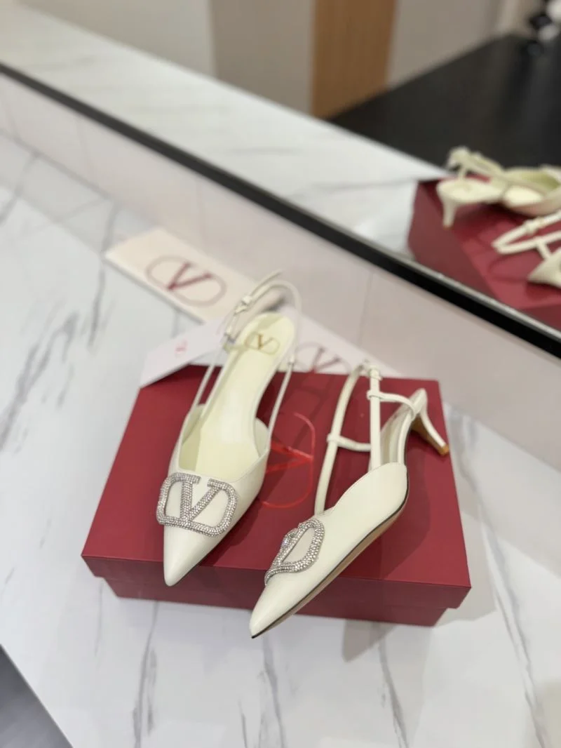 FreshLook Valentino Sandals 36664