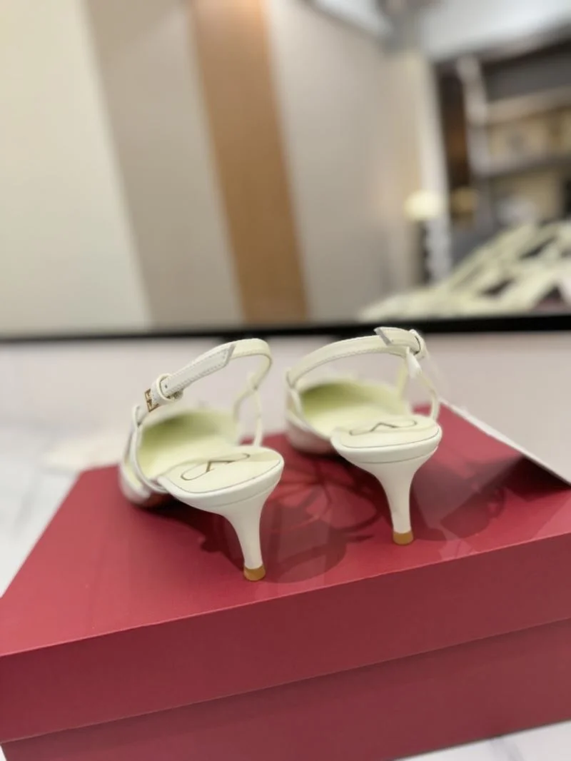 FreshLook Valentino Sandals 36664