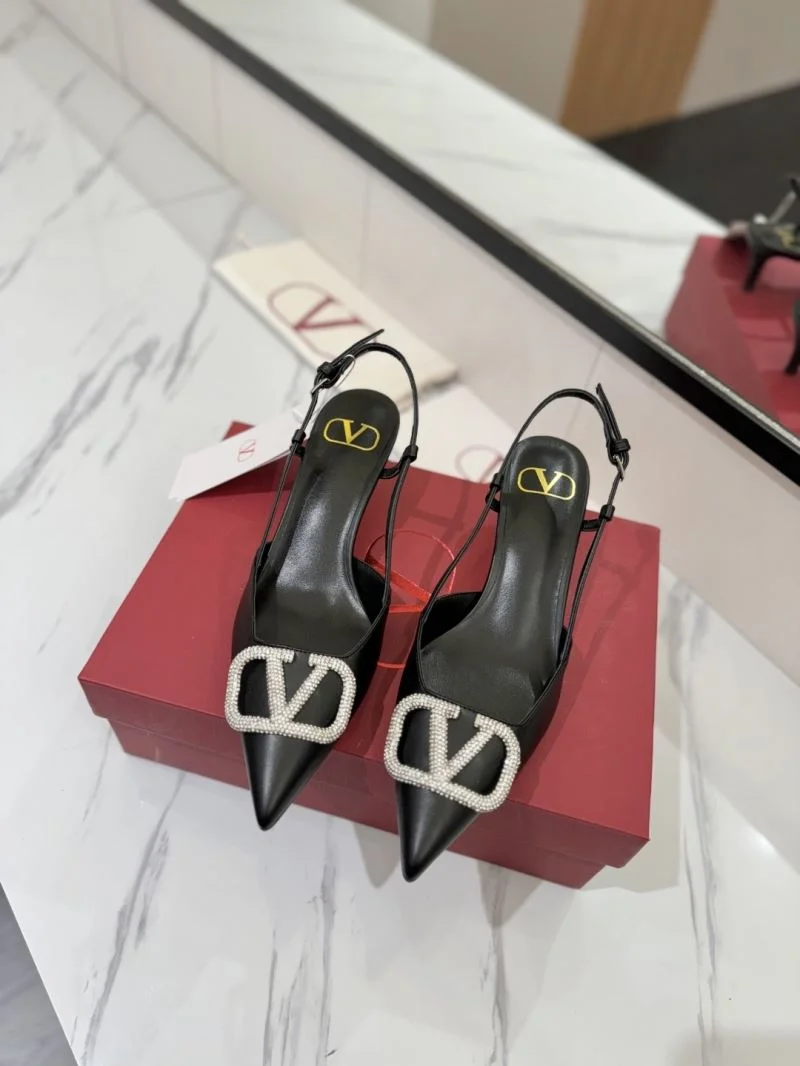 ComfortFit Valentino Sandals 36668