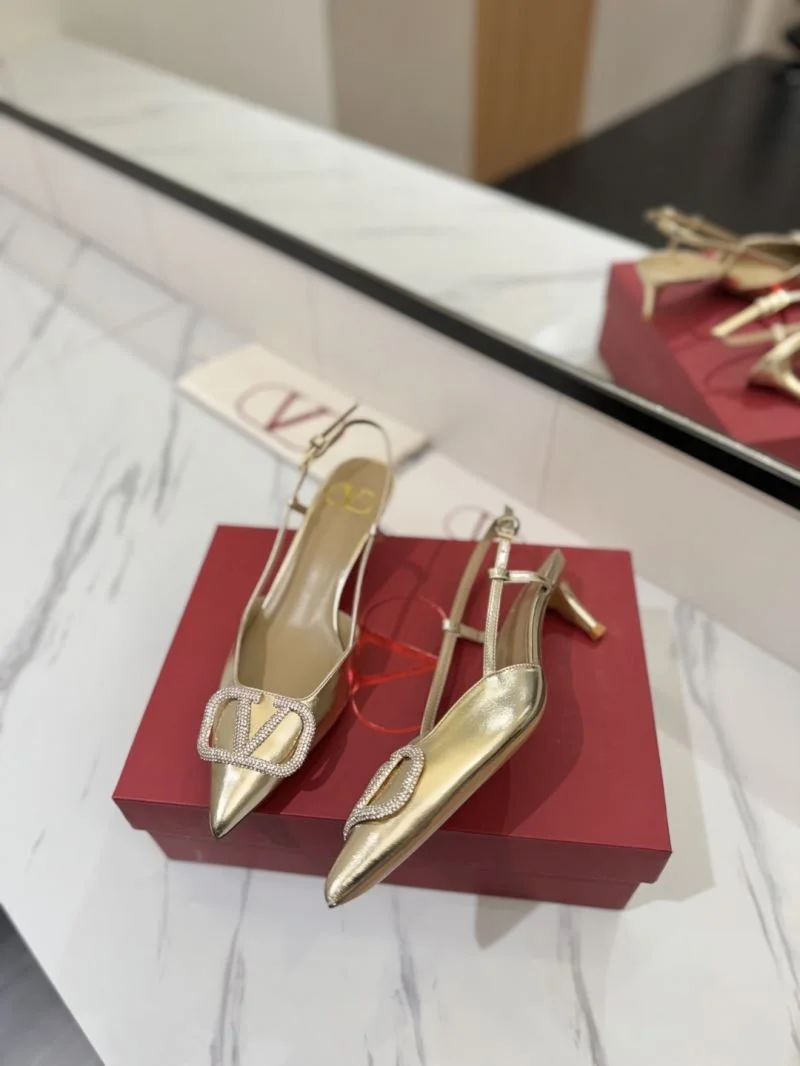 Valentino Sandals WaterResistant 36650