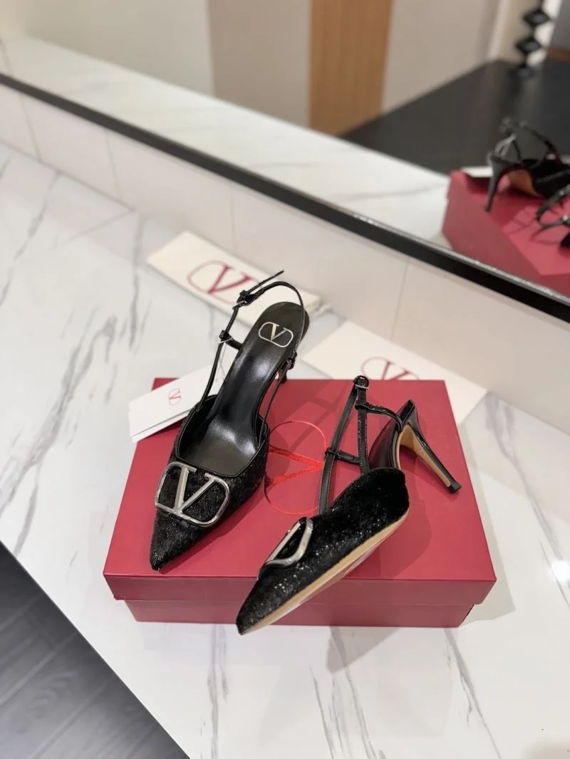 Valentino Sandals Resilient 36640