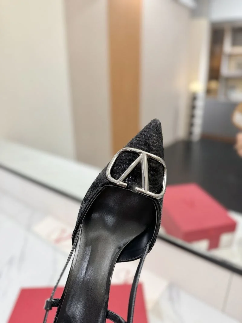 Valentino Sandals Resilient 36640