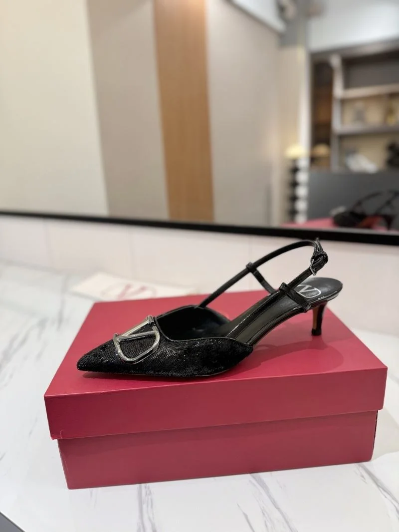 SportInspired Valentino Sandals 36647