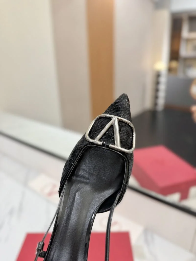 SportInspired Valentino Sandals 36647
