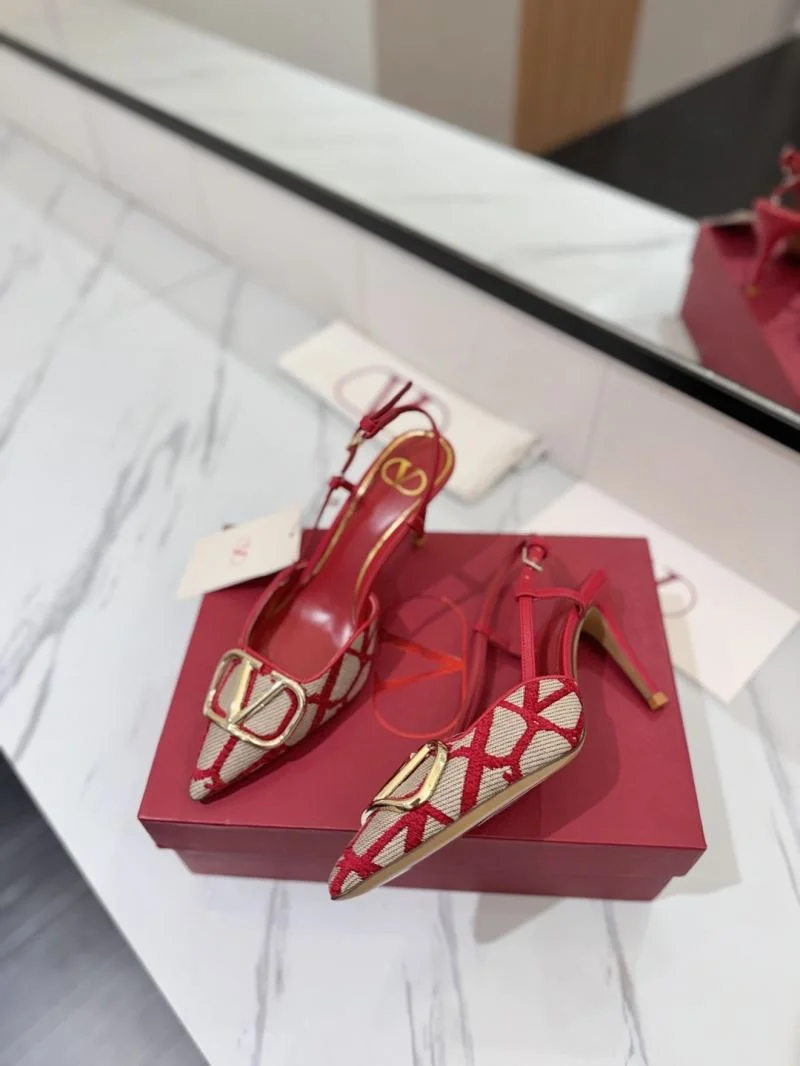 Valentino Sandals NewStyle 36653