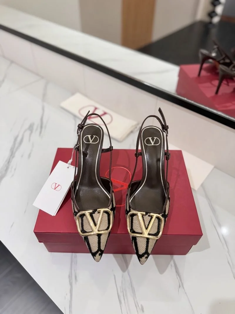 Valentino Sandals Chic 36642