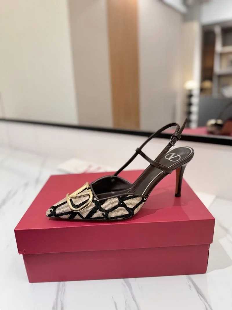 Valentino Sandals Chic 36642