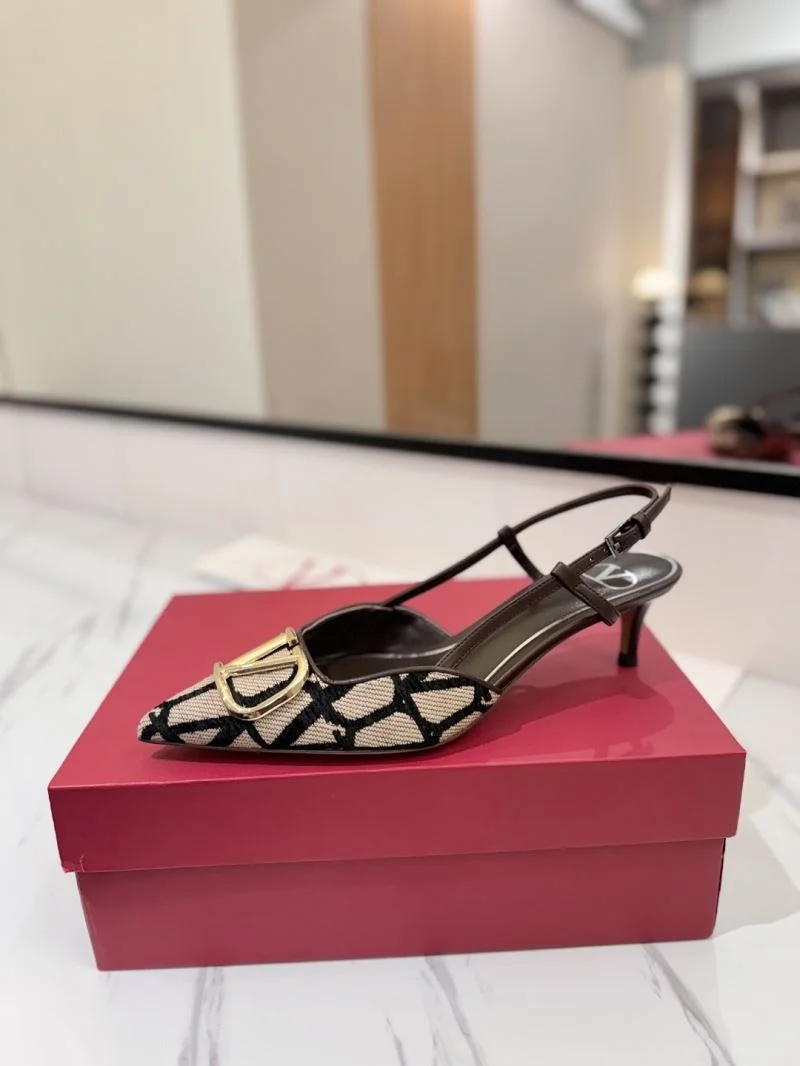 Valentino Sandals SmartChoice 36643