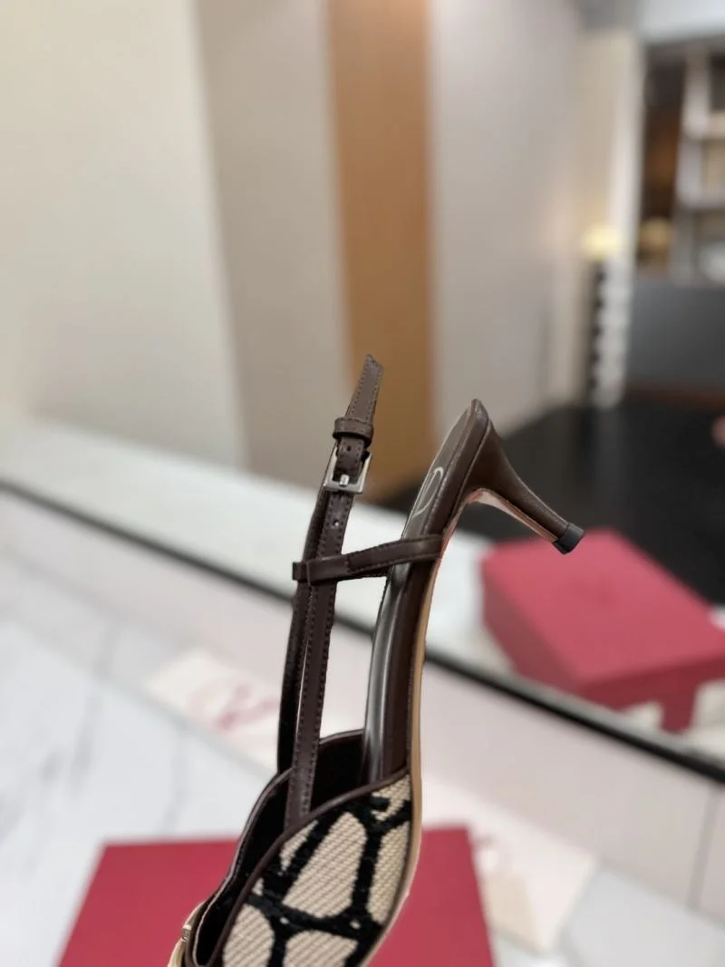 Valentino Sandals SmartChoice 36643