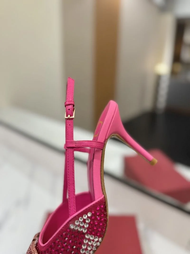Trendy Valentino Sandals 36638