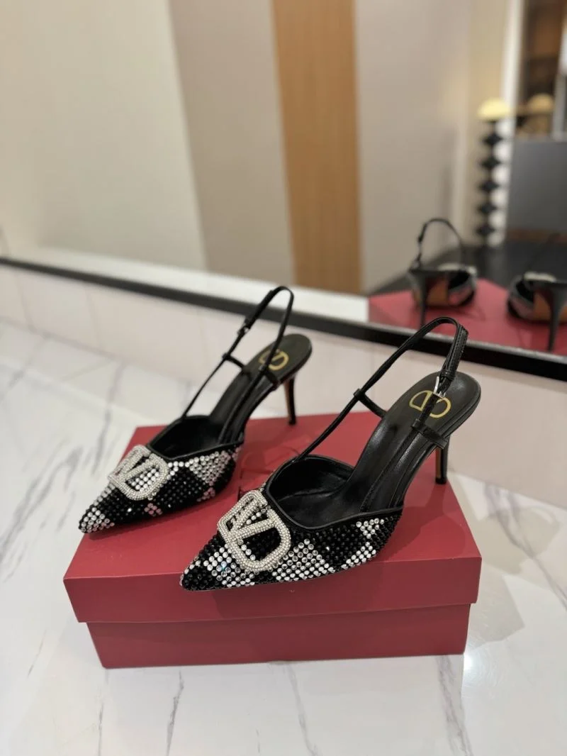 Valentino Sandals Compact 36637