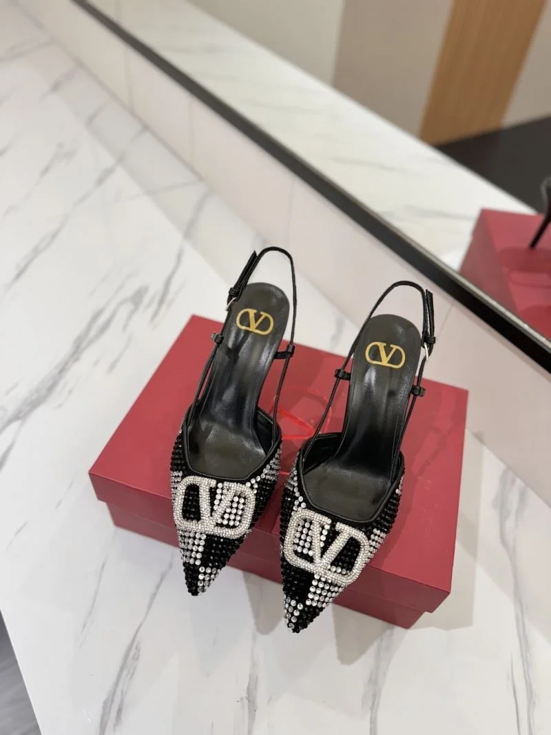 Valentino Sandals Compact 36637