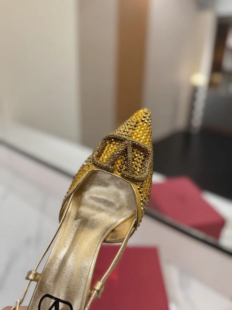MultiPurpose Valentino Sandals 36634
