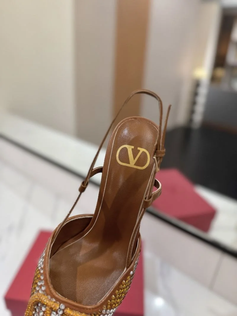 Premium Valentino Sandals 36628