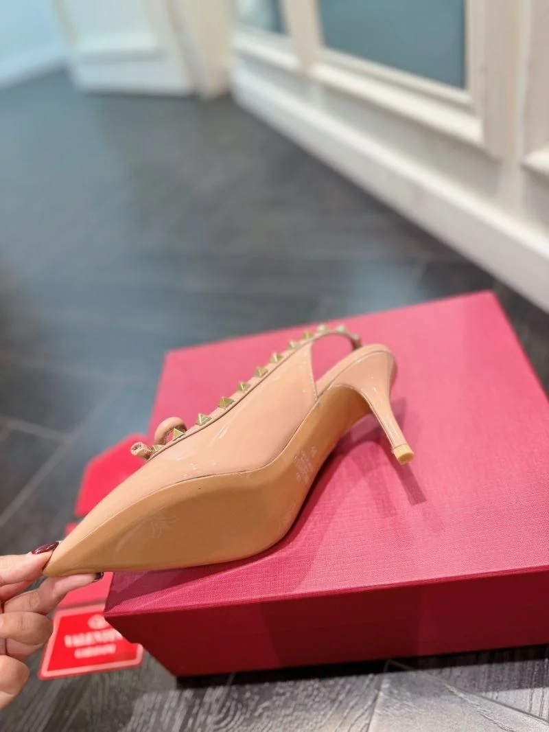 GoAnywhere Valentino Sandals 36618