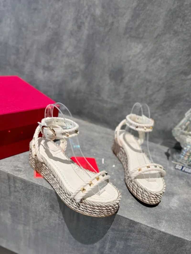 Valentino Sandals Trendy 36613
