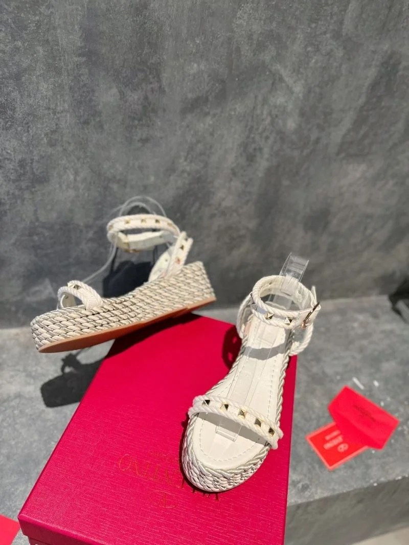 Valentino Sandals Trendy 36613