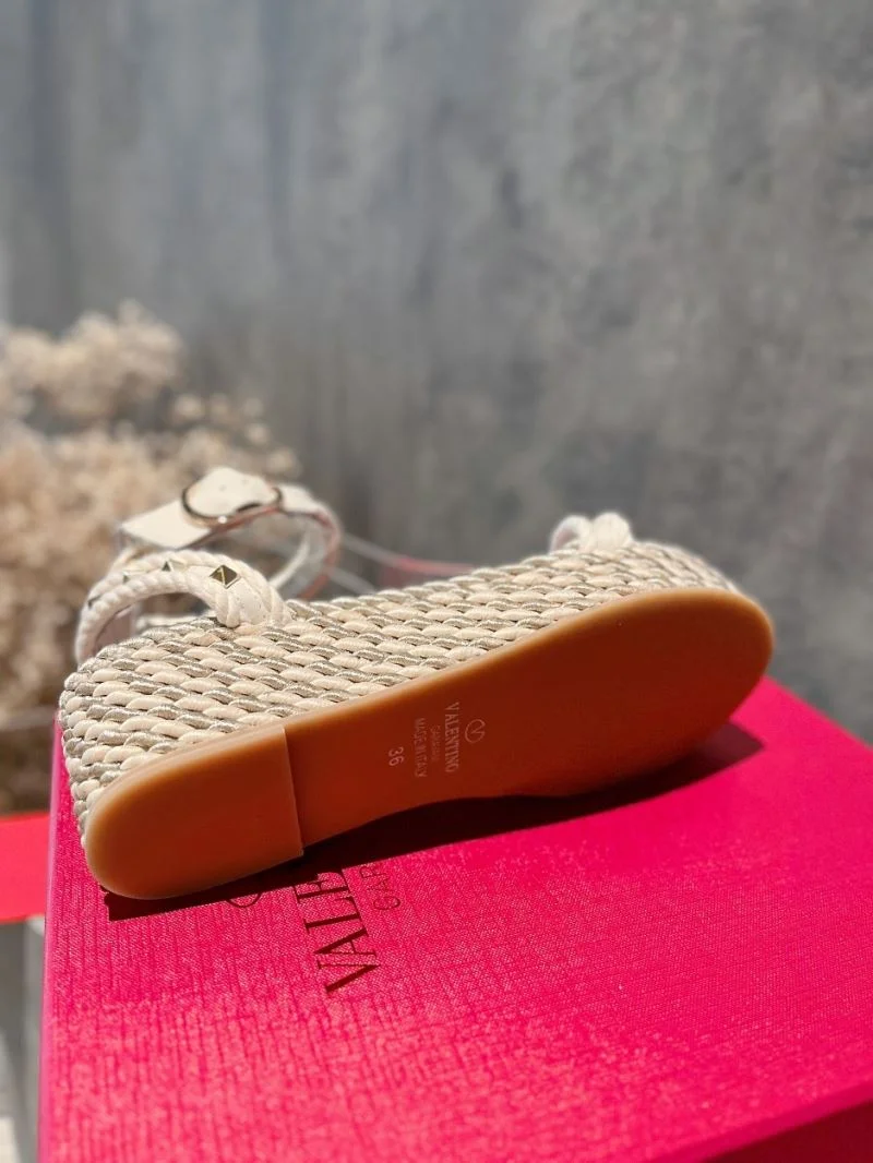 Valentino Sandals Trendy 36613
