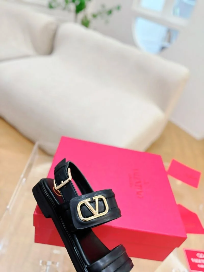 WeatherProof Valentino Sandals 36611