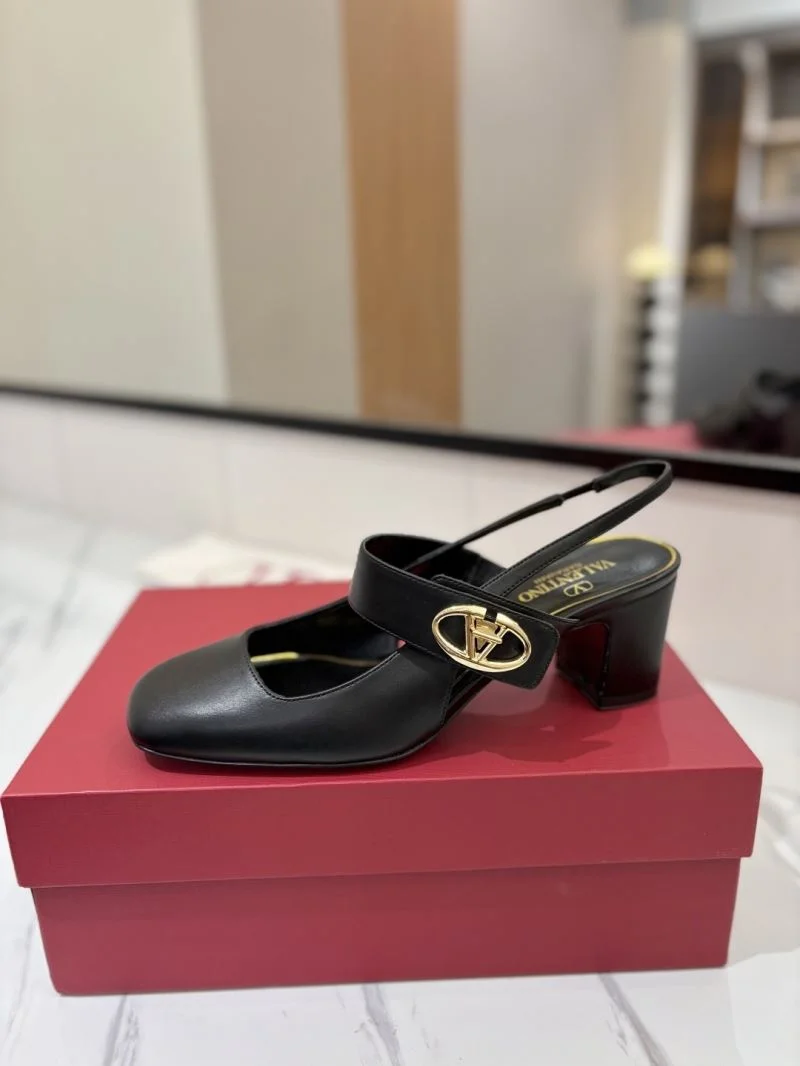 Valentino Sandals HighQuality 36600