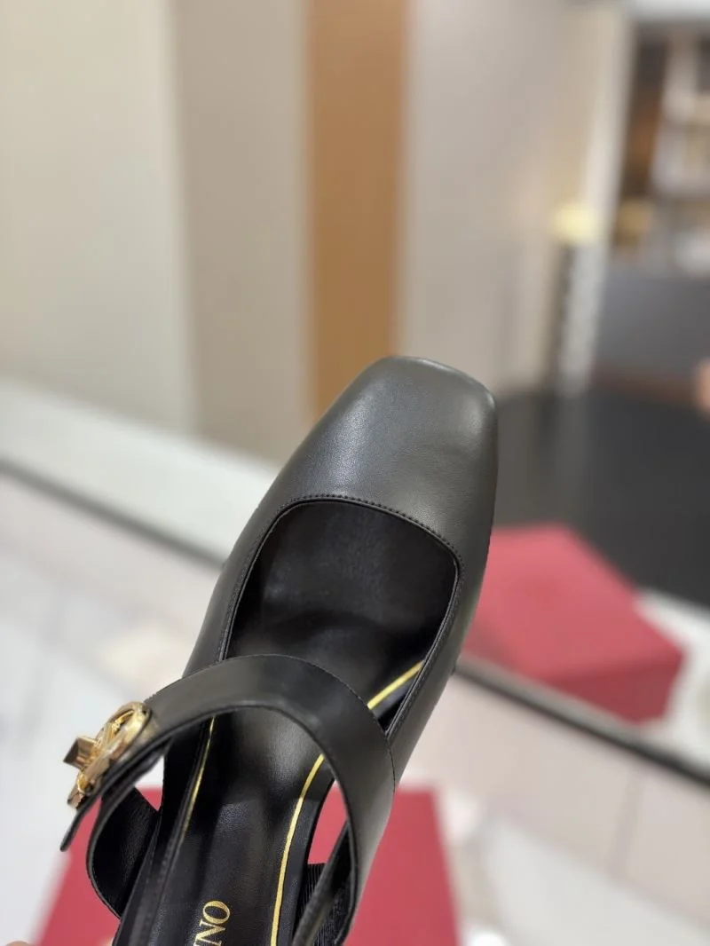 Valentino Sandals HighQuality 36600