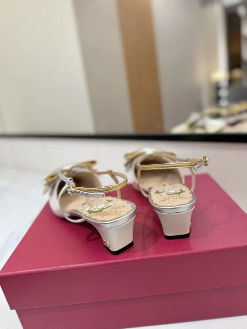Packable Valentino Sandals 36603