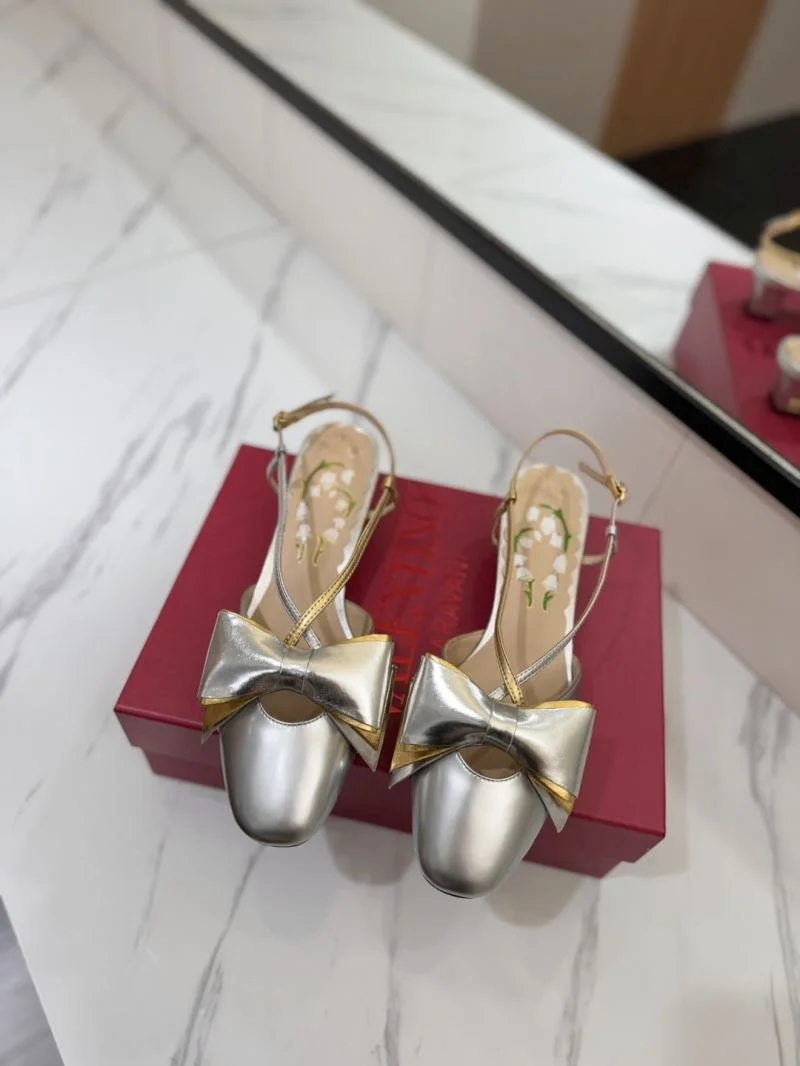 Valentino Sandals RelaxedFit 36607