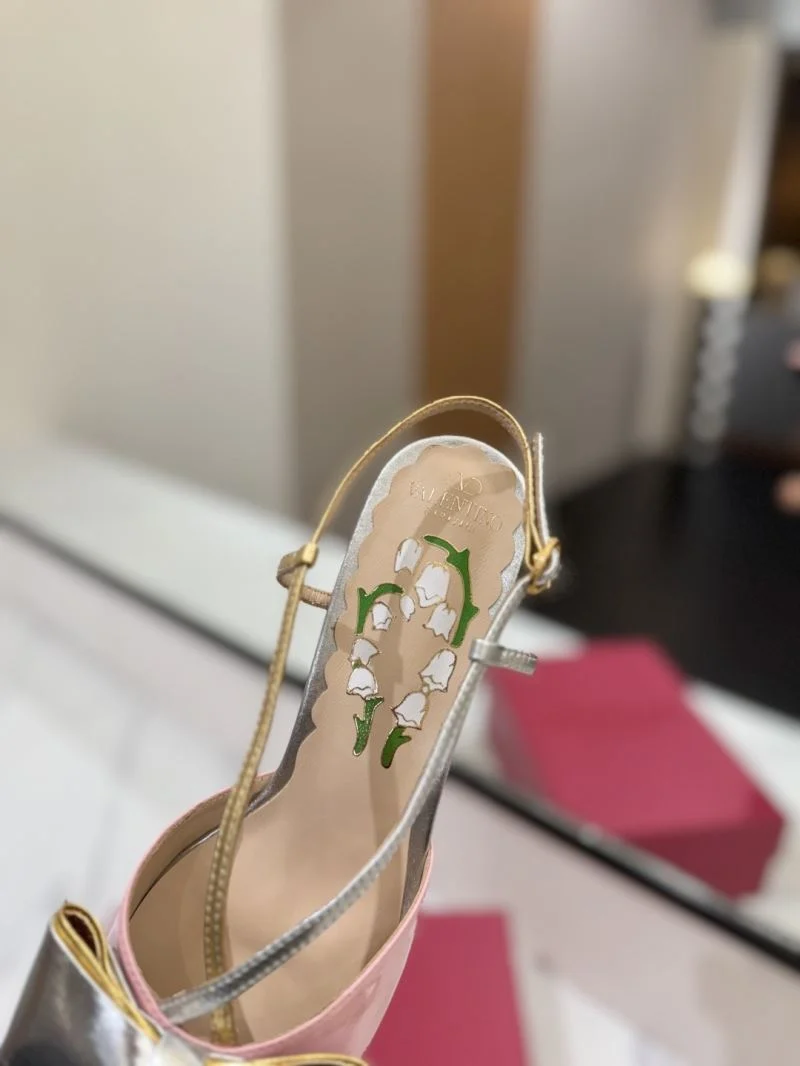 Valentino Sandals Neat 36597