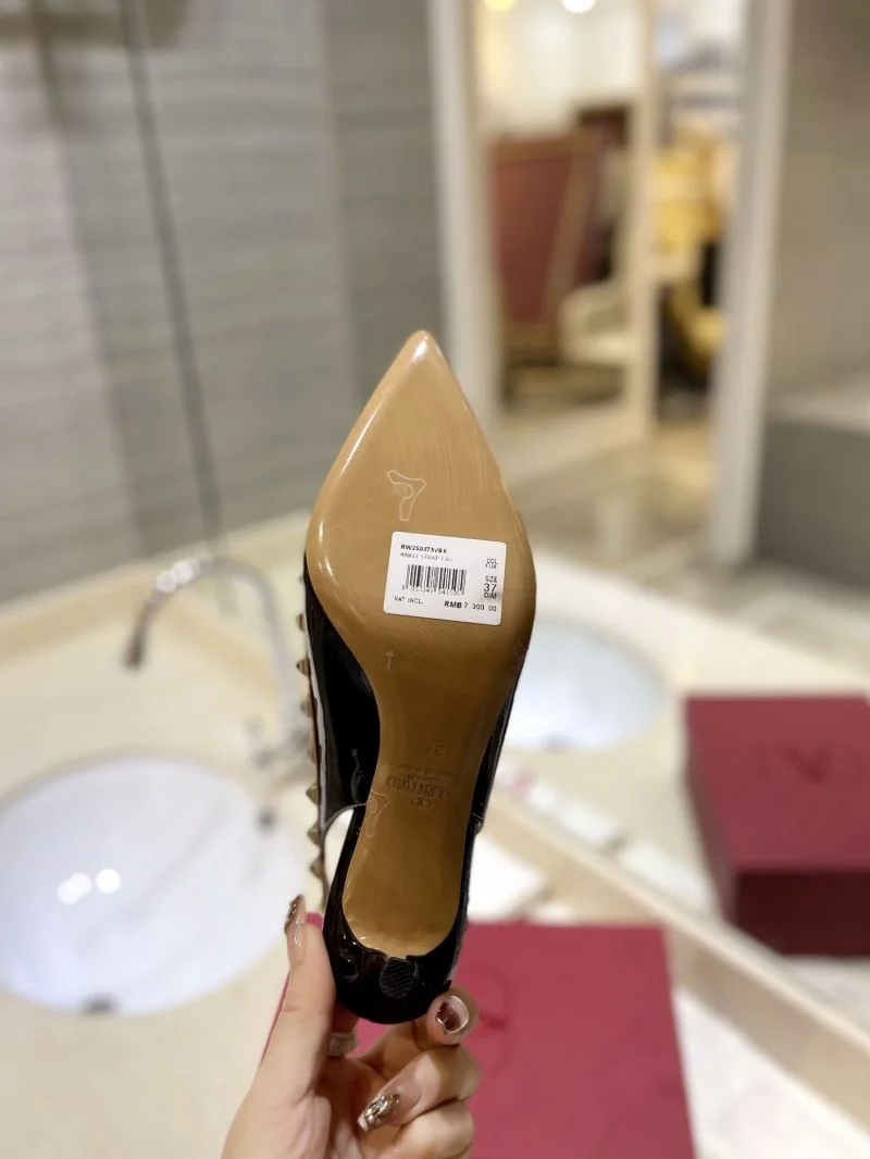 Seasonal Valentino Sandals 36581