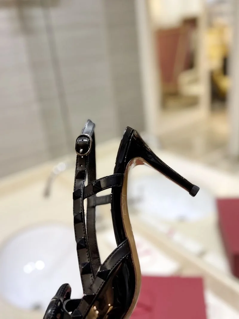UrbanStyle Valentino Sandals 36567