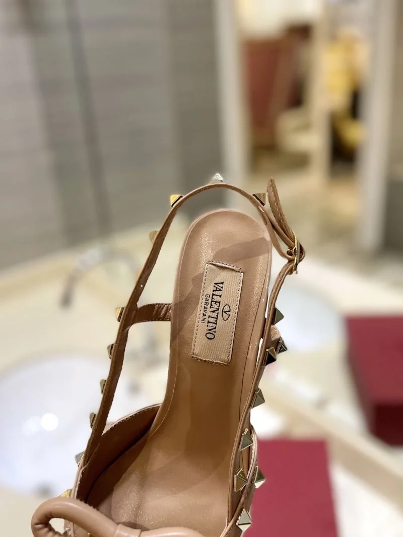 Seasonal Valentino Sandals 36586