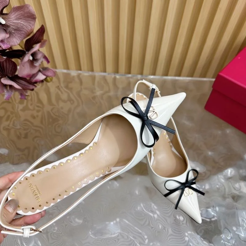 Snug Valentino Sandals 36578