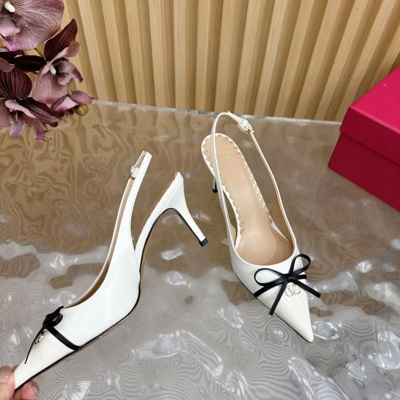 Snug Valentino Sandals 36578