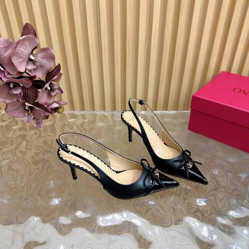 Valentino Sandals Attractive 36591