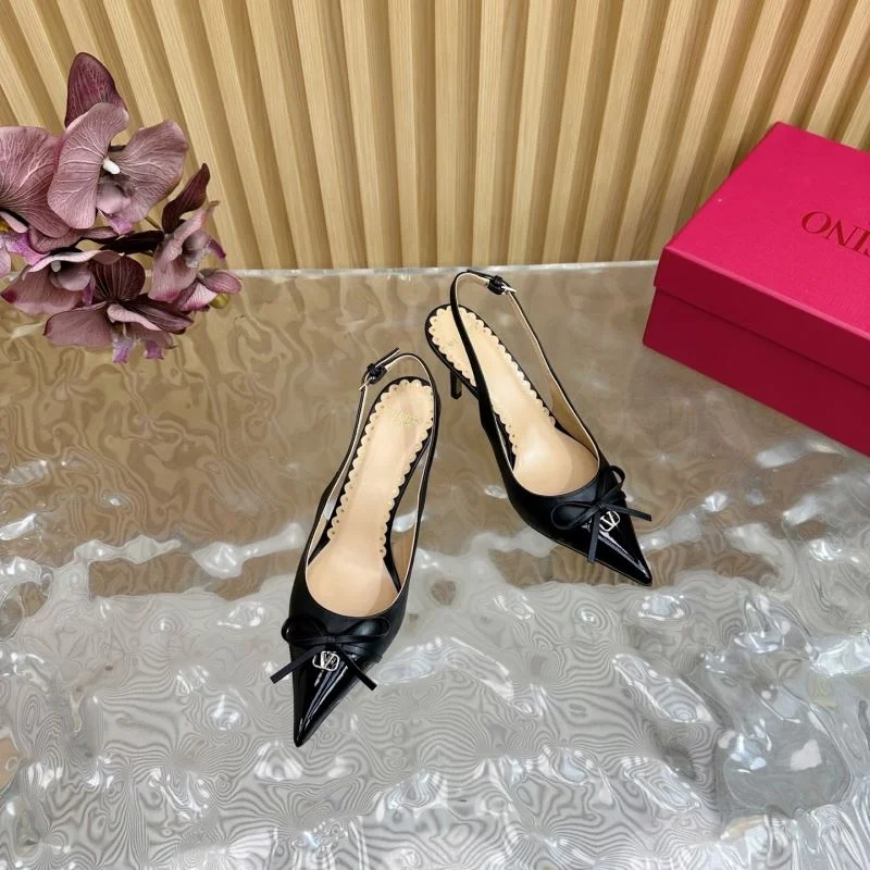 Valentino Sandals Attractive 36591
