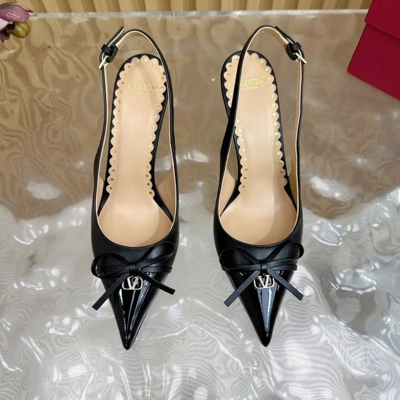 Valentino Sandals Attractive 36591