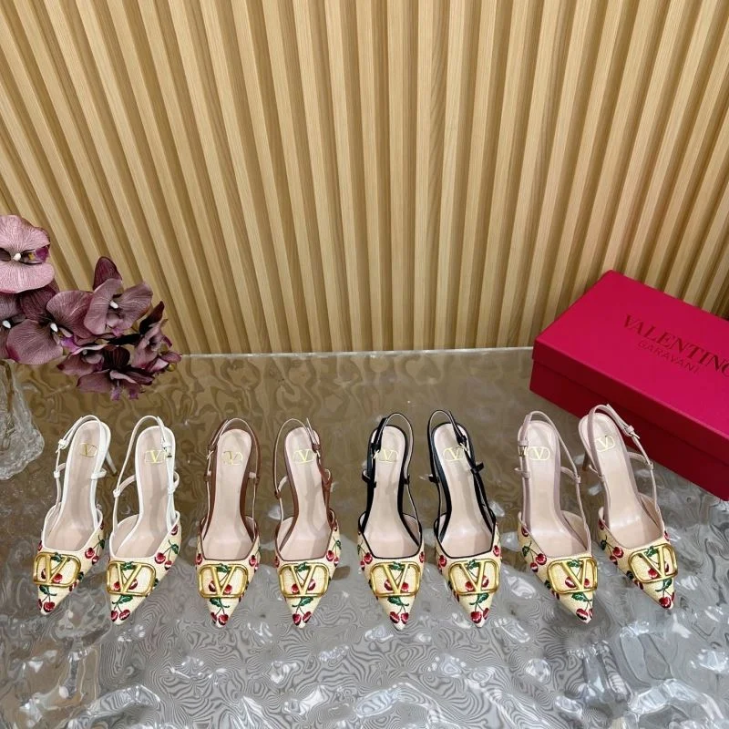 Popular Valentino Sandals 36362
