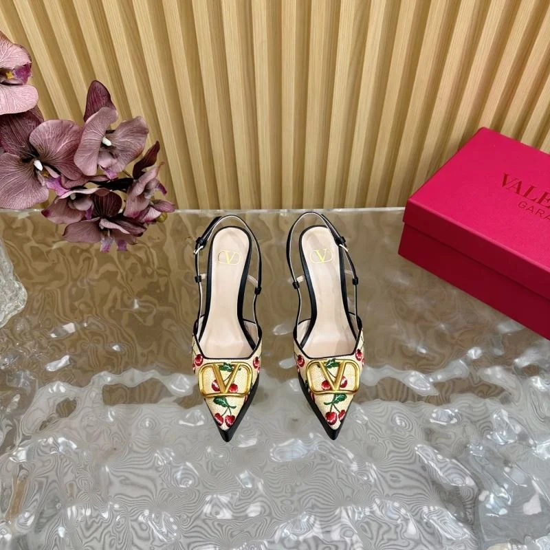 Durable Valentino Sandals 36363