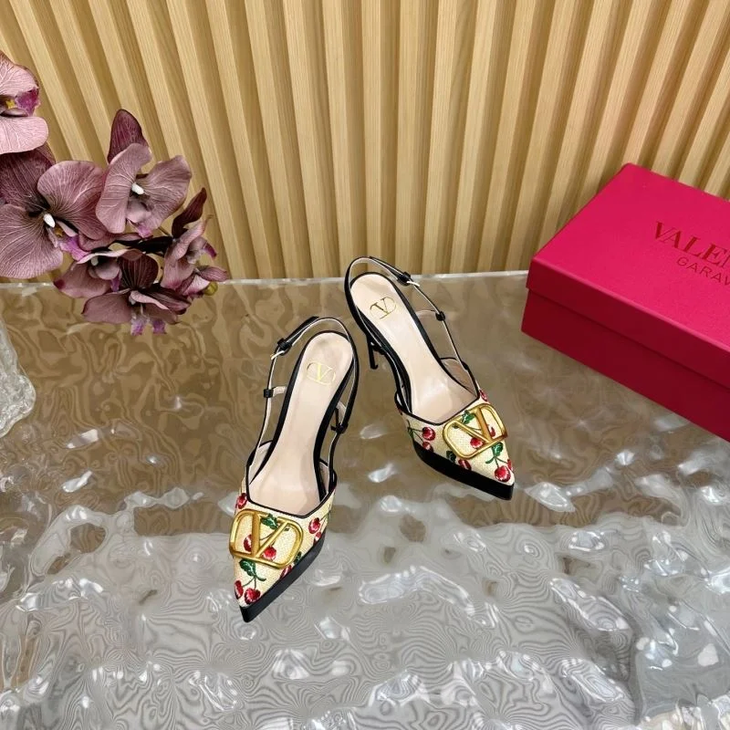 Durable Valentino Sandals 36363