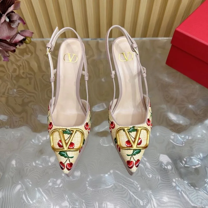 Valentino Sandals Effortless 36369