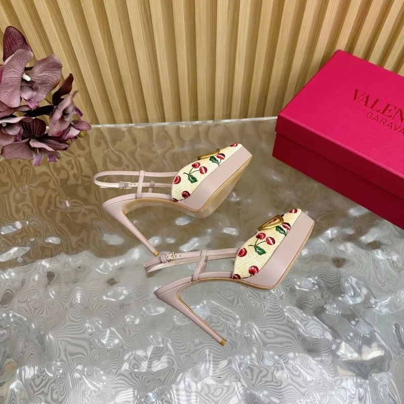 Valentino Sandals Effortless 36369
